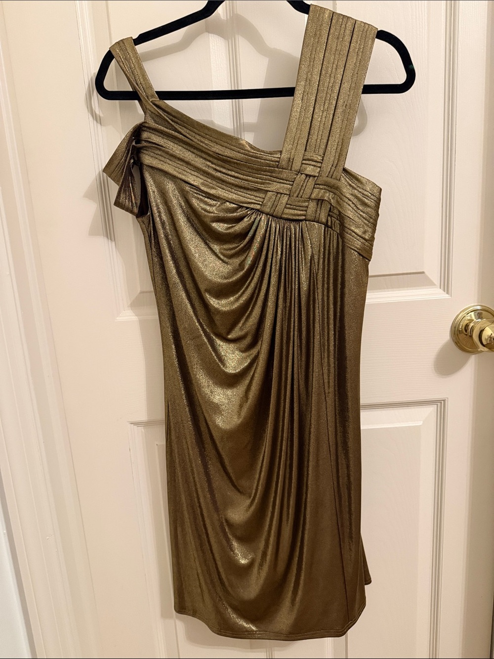 Tadashi Collection One-Shoulder Shimmer Dress in liquid Gold size Medium